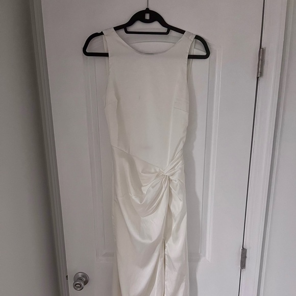 Draped Skirt Maxi Dress - Picture 4 of 5